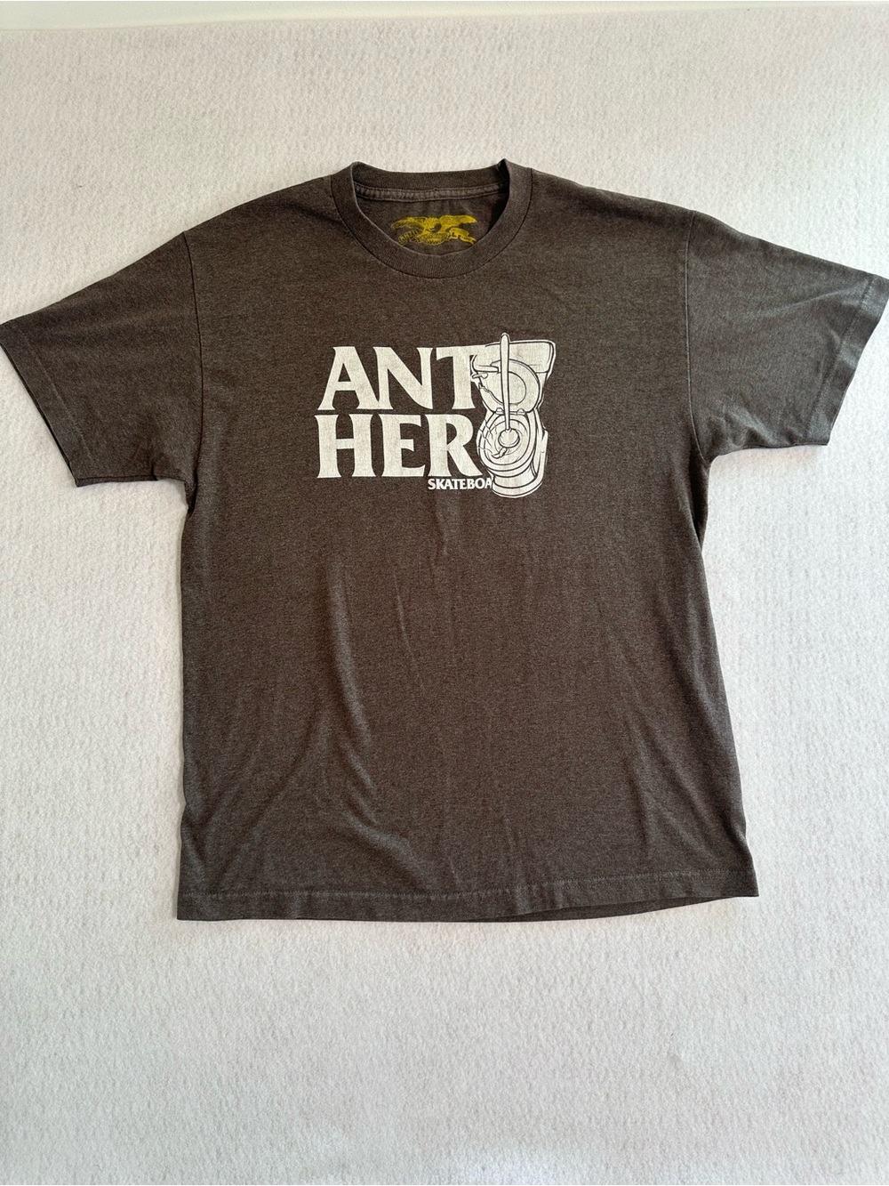 Anti Hero Skateboard Tshirt Men’s Sz Large